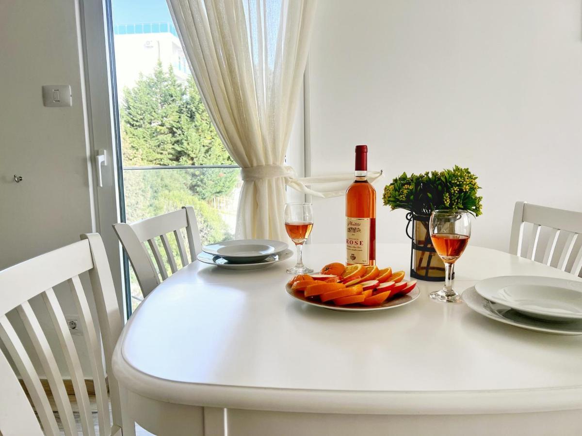 Yourhome Beach First Line Dobra Voda Buitenkant foto